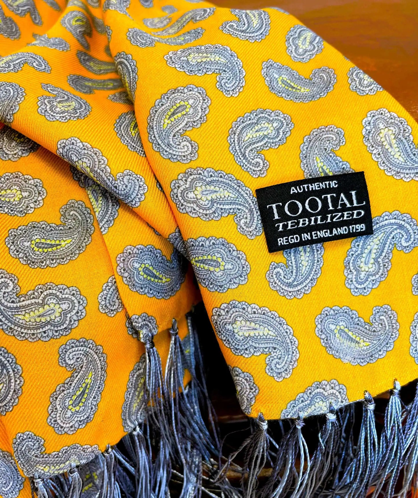 Tootal Men's TB9229 Paisley Rayon Scarf Gold