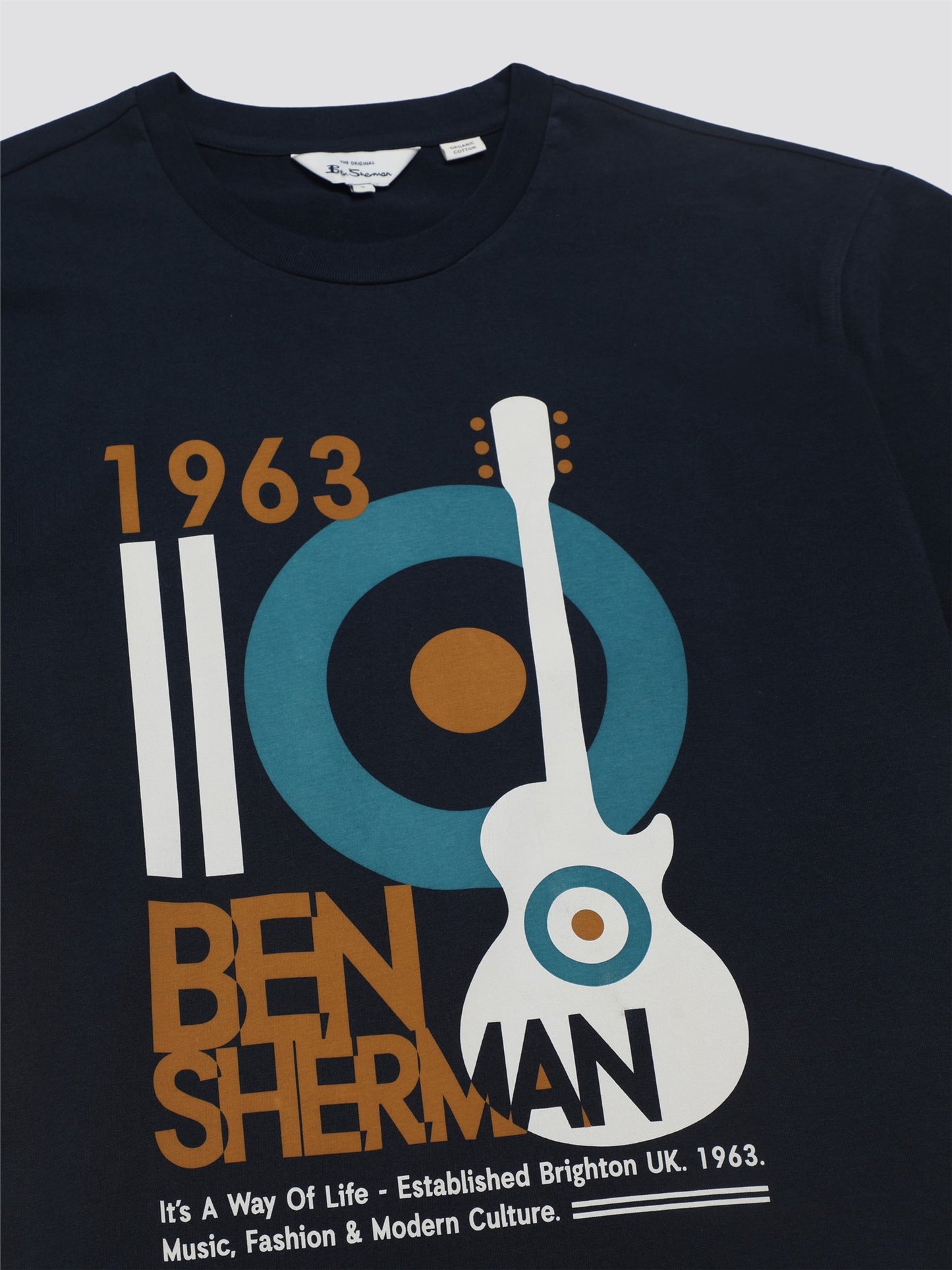 Ben Sherman Men's 0076130 SS Mod Guitar Poster T-Shirt Dark Navy