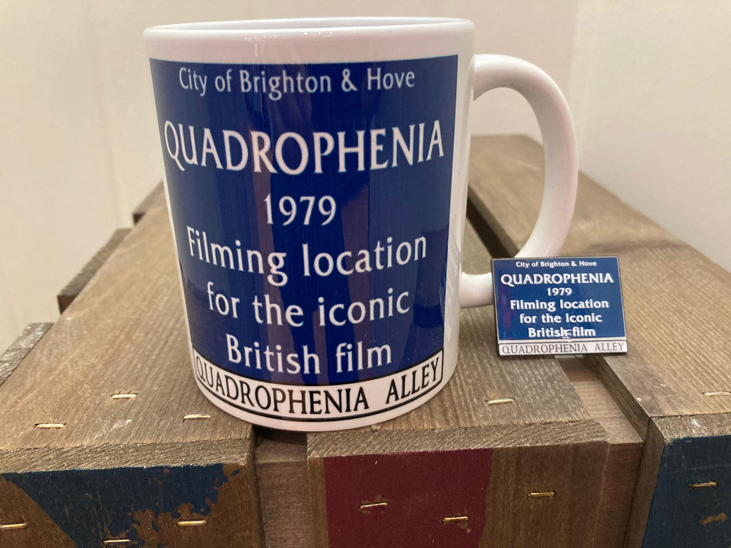 Quadrophenia Alley Offical Blue Plaque Pin Badge + Mug Set